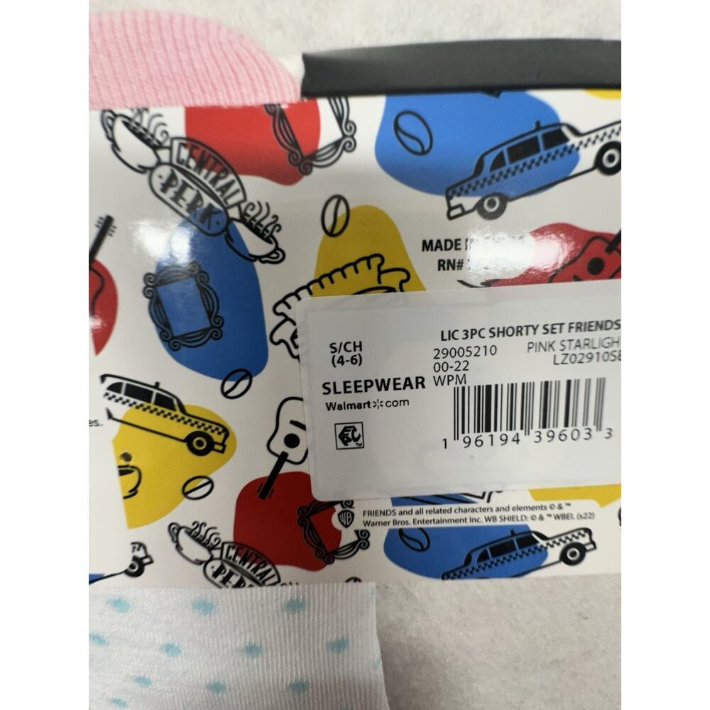 Friends TV Show Womens Pajama Set Size Small Pink Tee Shorts Socks Sleep Set - Picture 8 of 9